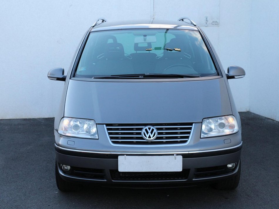 Volkswagen Sharan 2.0 TDi 