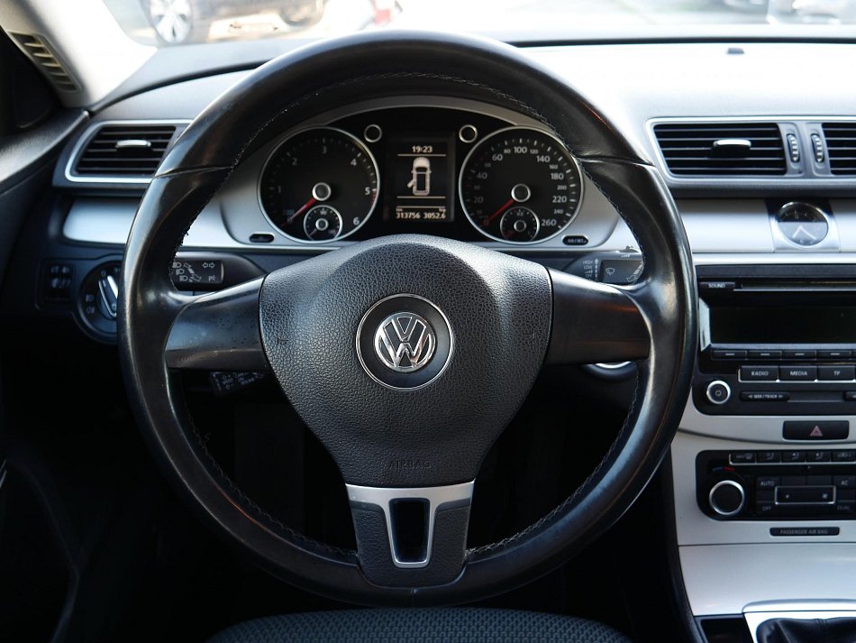 Volkswagen Passat 1.6 TDi 