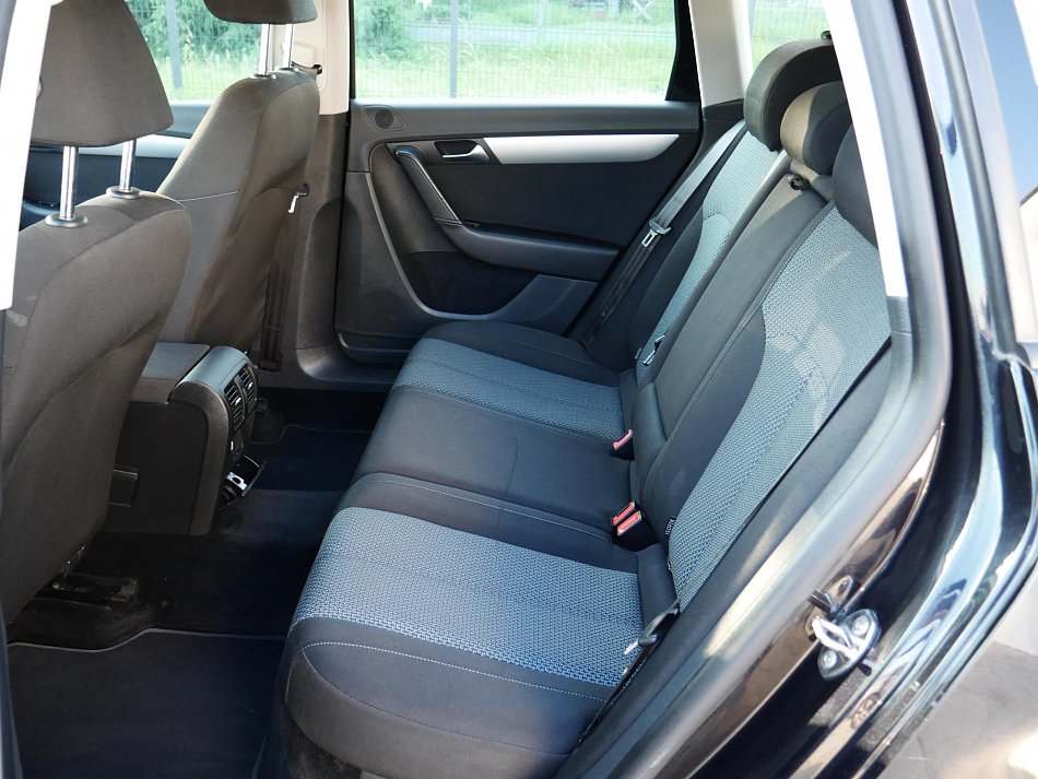 Volkswagen Passat 1.6 TDi 
