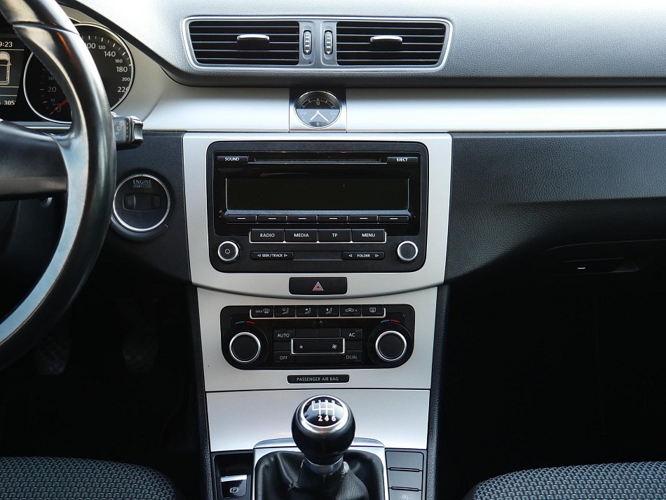 Volkswagen Passat 1.6 TDi 