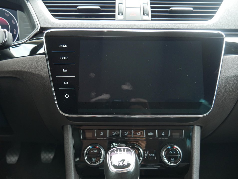 Škoda Superb III 2.0 TDi L&K 4x4