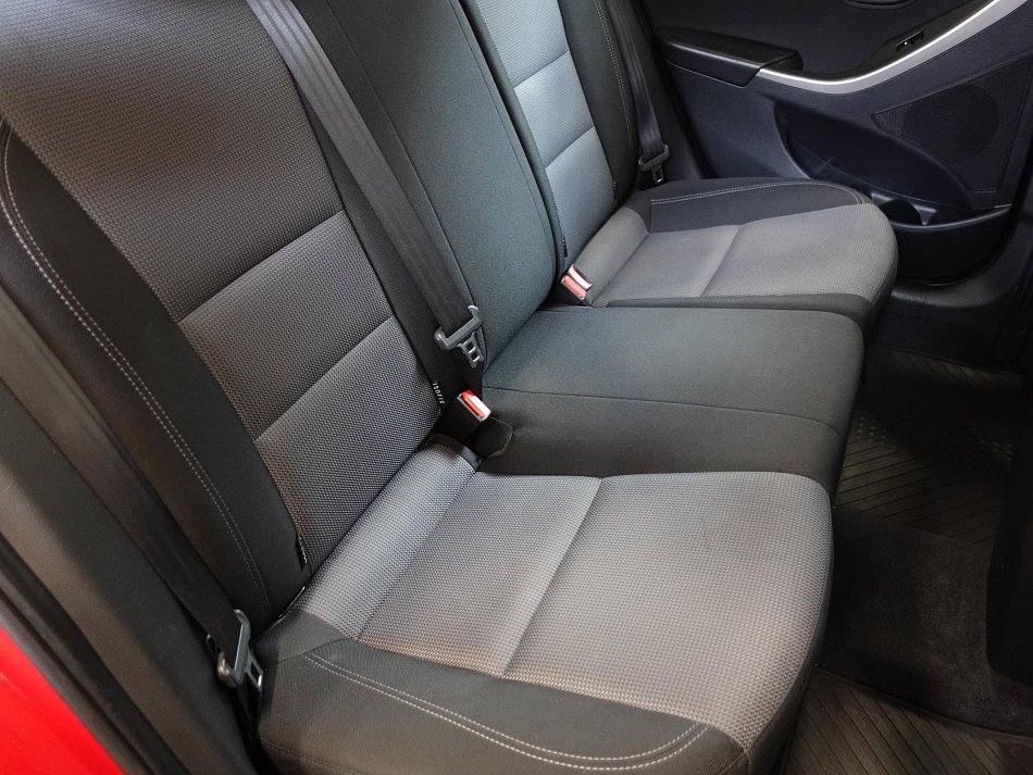 Hyundai I30 1.6GDi 