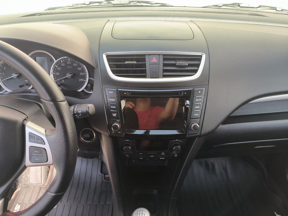 Suzuki Swift 1.6 i Sport