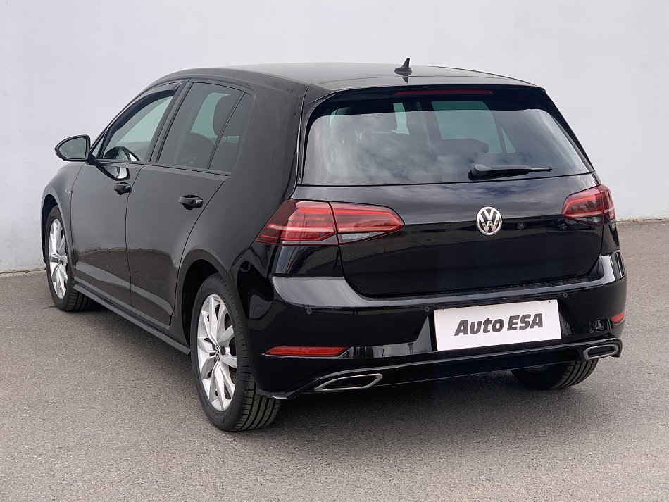 Volkswagen Golf 1.5 TSi 