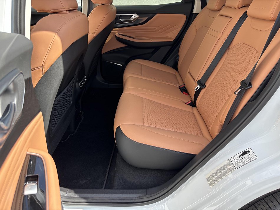 BAIC X75 1.5T 