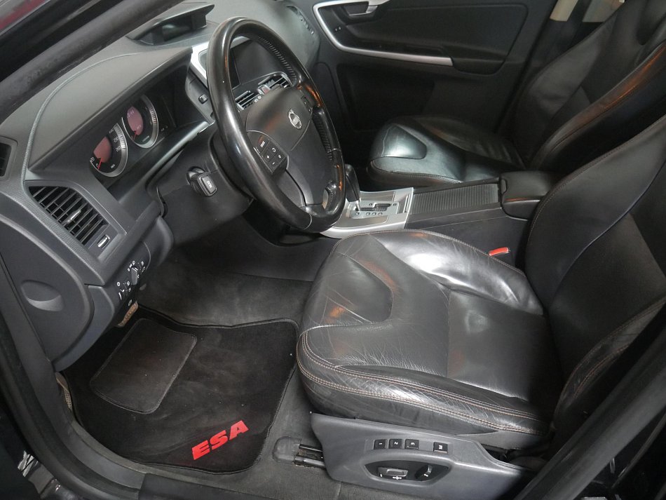 Volvo XC60 2.4D  4x4