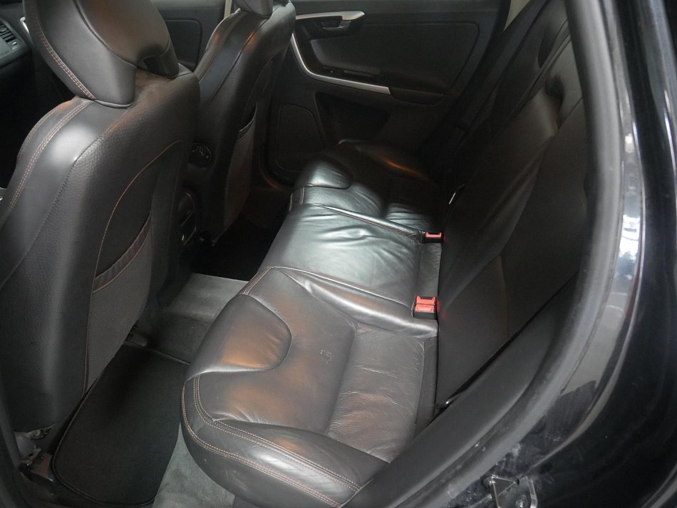 Volvo XC60 2.4D  4x4