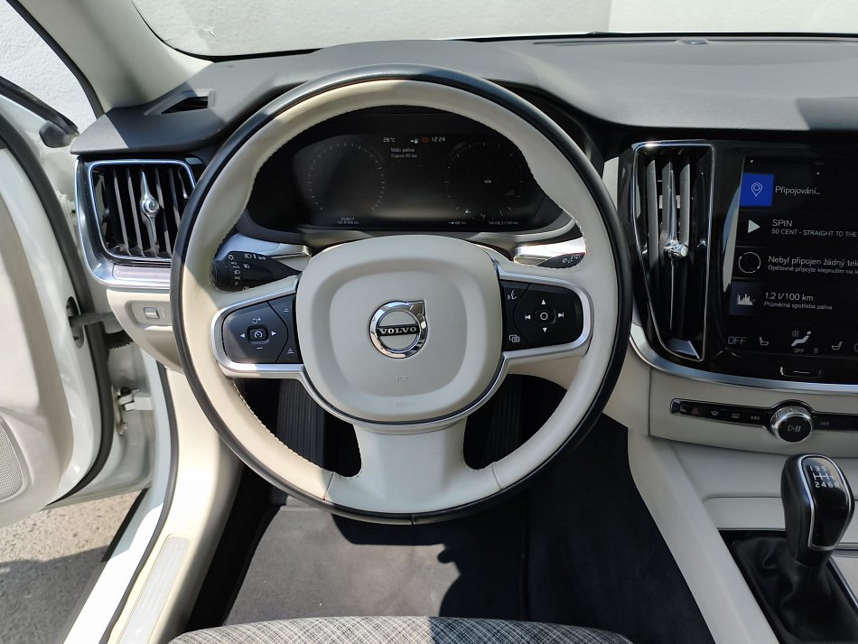 Volvo V60 2.0 D3 Momentum