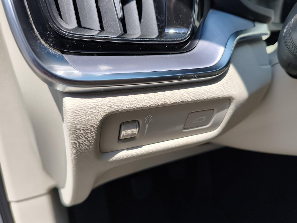 Volvo V60 2.0 D3 Momentum