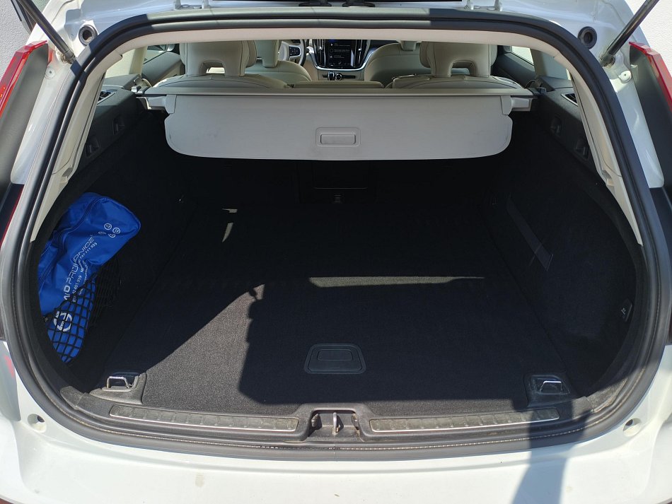Volvo V60 2.0 D3 Momentum