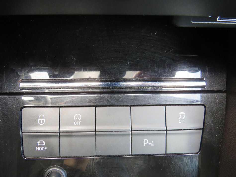 Škoda Octavia III 2.0TDi Scout 4x4