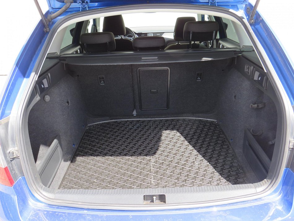 Škoda Octavia III 2.0TDi Scout 4x4