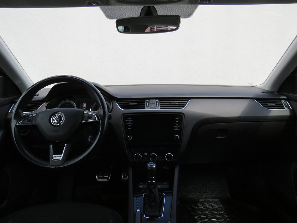 Škoda Octavia III 2.0TDi Scout 4x4