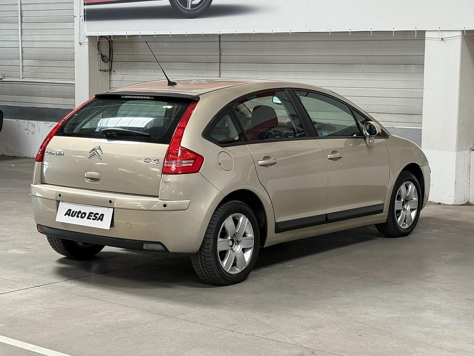 Citroën C4 1.6 16V 