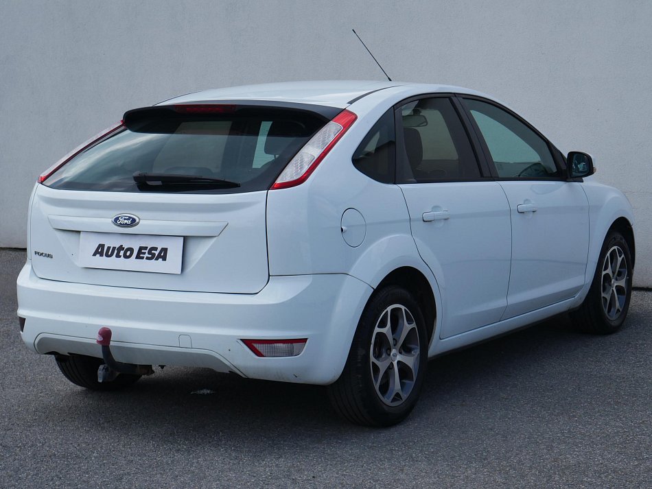 Ford Focus 1.4i 
