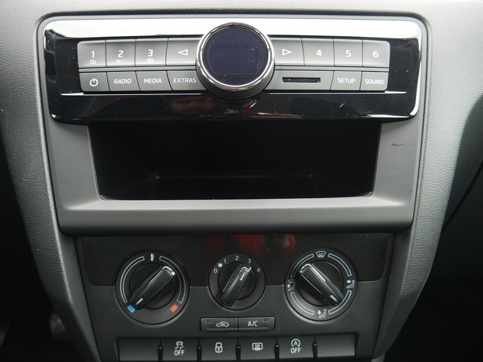 Škoda Rapid 1.0 TSI Active