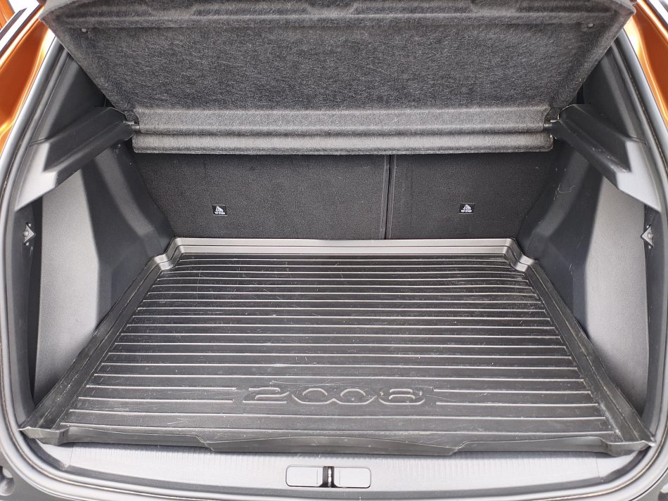 Peugeot 2008 1.2 PT Allure