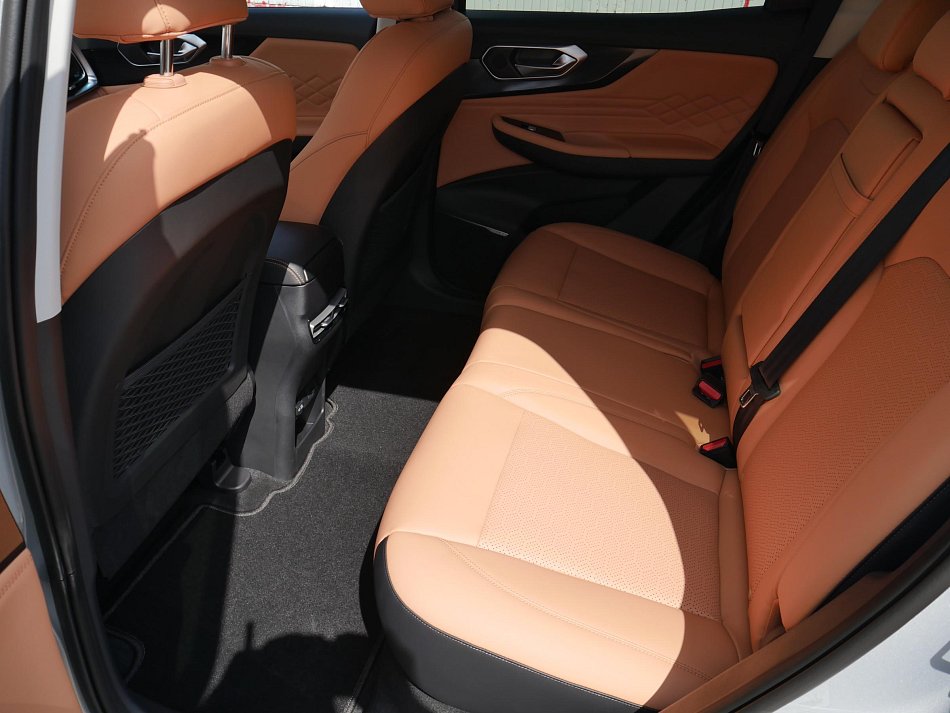BAIC X75 1.5T 