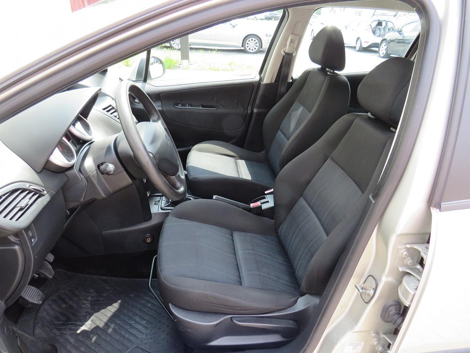 Peugeot 207 1.4i 