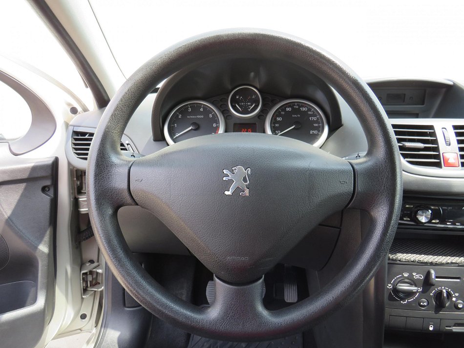 Peugeot 207 1.4i 