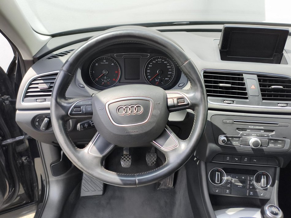 Audi Q3 2.0 TDi 