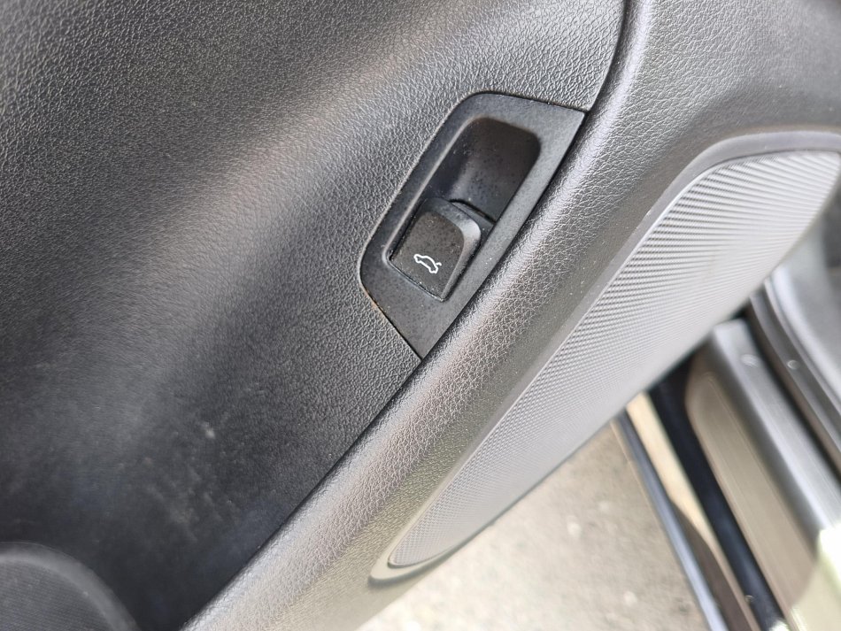 Audi Q3 2.0 TDi 