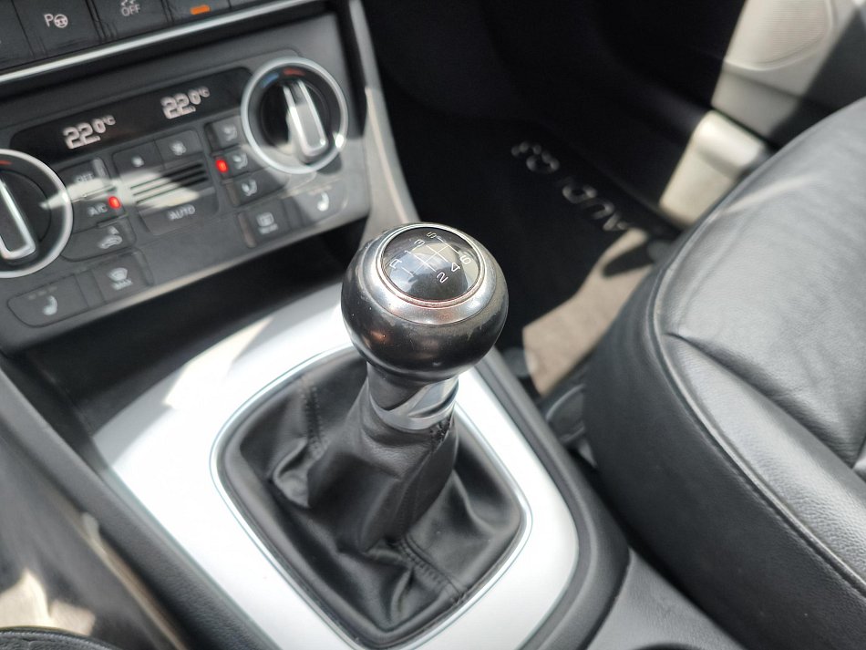 Audi Q3 2.0 TDi 