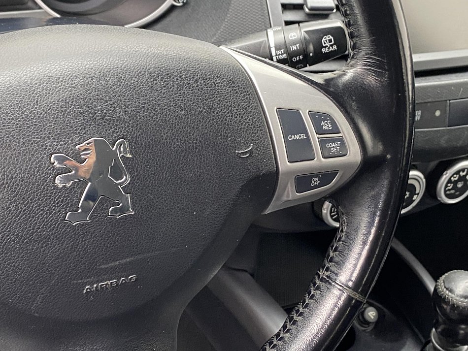 Peugeot 4007 2.2 HDi Platinum 4WD