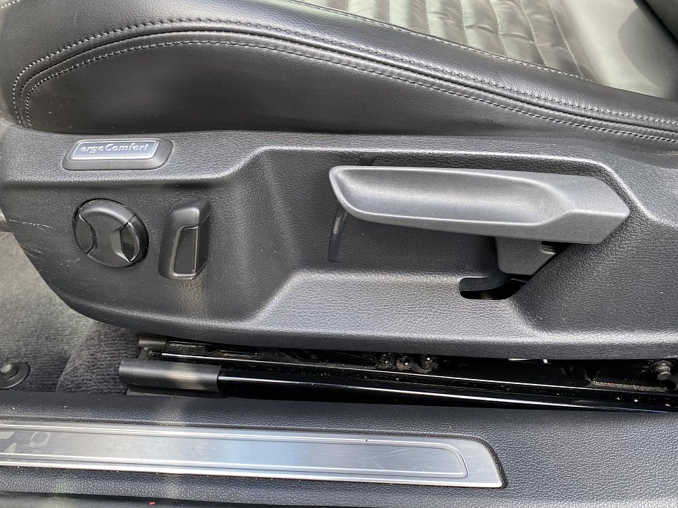 Volkswagen Passat 1.6 TDi Highline