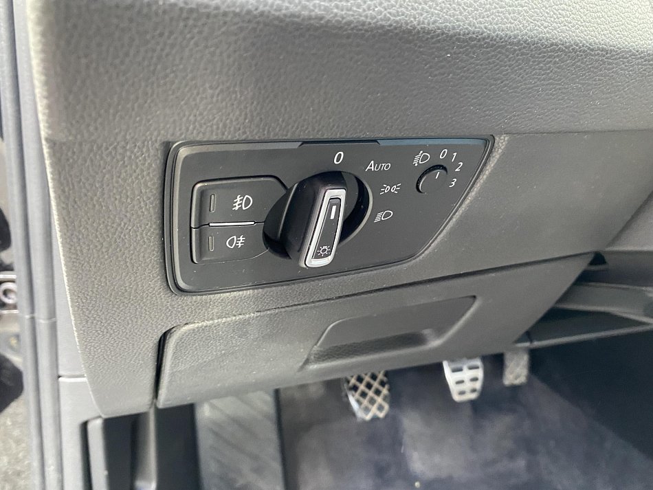 Volkswagen Passat 1.6 TDi Highline