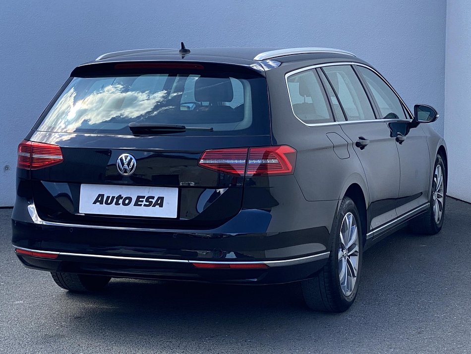 Volkswagen Passat 1.6 TDi Highline