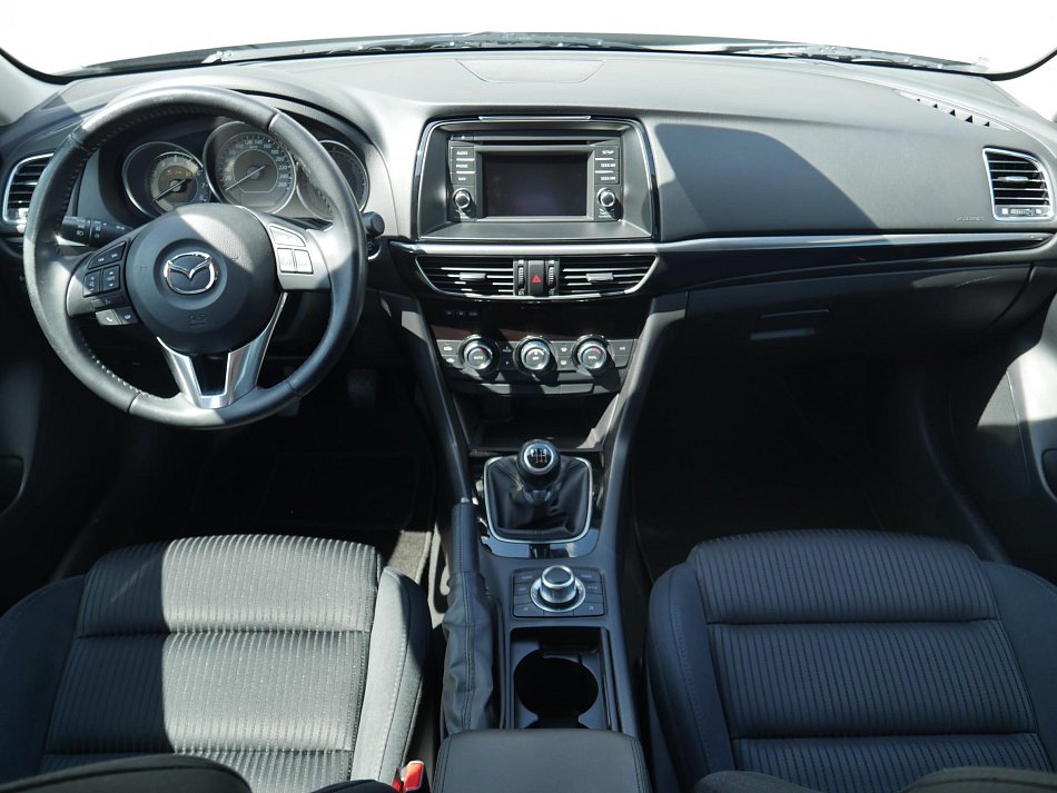 Mazda 6 2.0i 