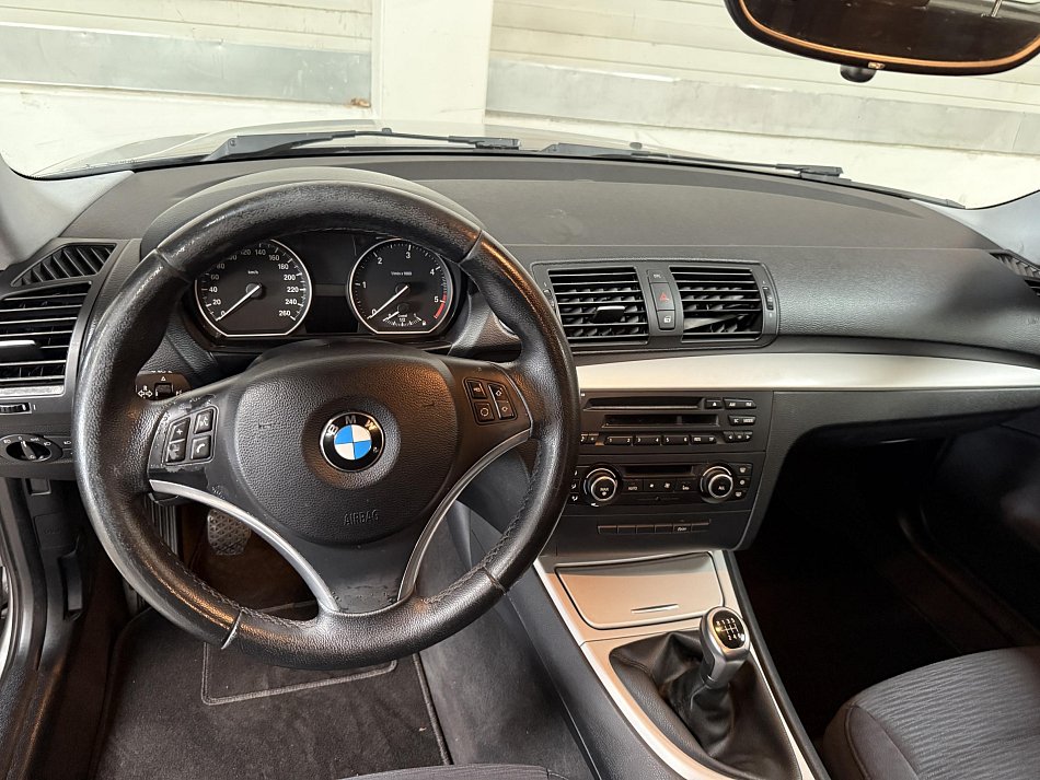BMW Řada 1 2.0 D  120D