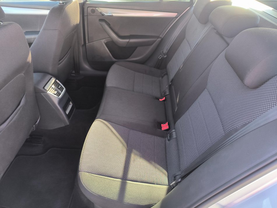 Škoda Octavia III 2.0TDi Ambition