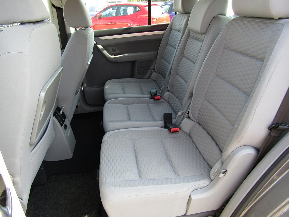 Volkswagen Touran 1.4 TSI 