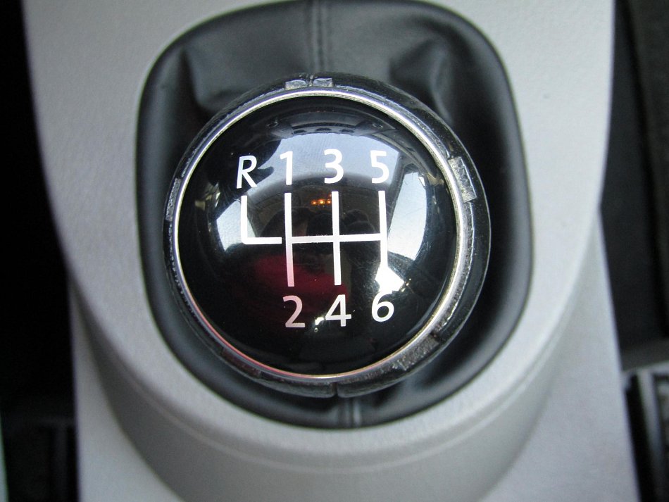 Volkswagen Touran 1.4 TSI 