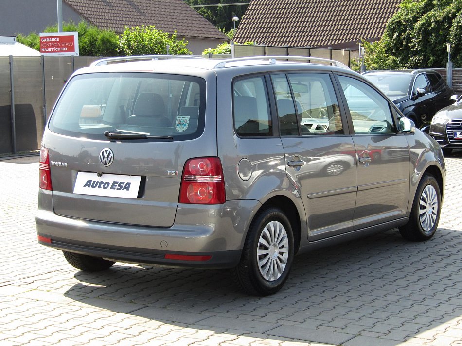 Volkswagen Touran 1.4 TSI 