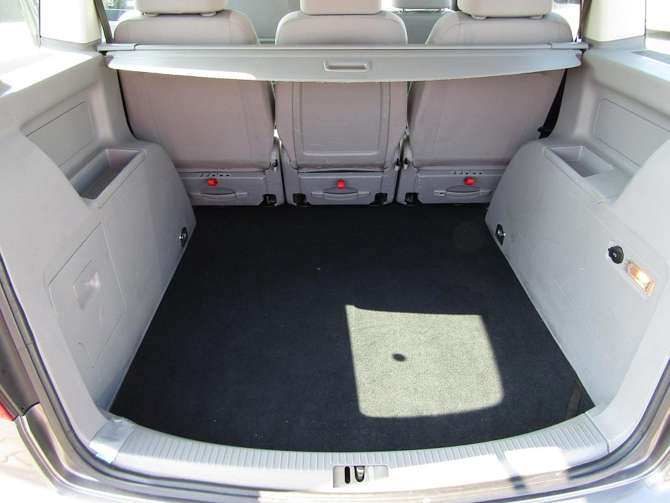 Volkswagen Touran 1.4 TSI 
