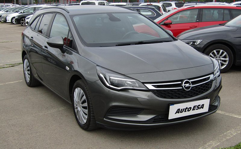 Opel Astra 1.6CDTI 