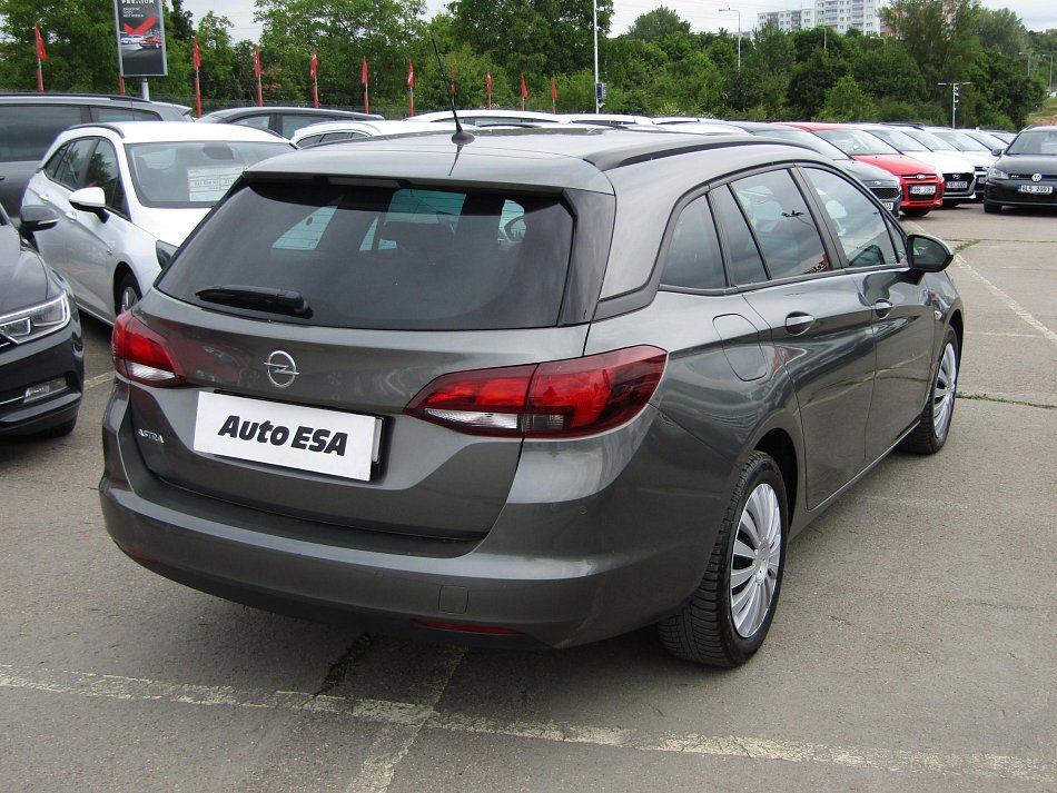 Opel Astra 1.6CDTI 