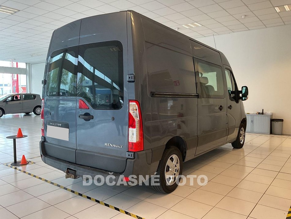 Renault Master 2.3dCi Energy L2 5míst