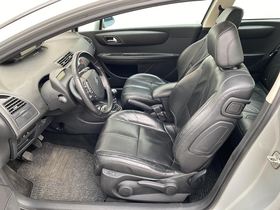 Citroën C4 1.6i 