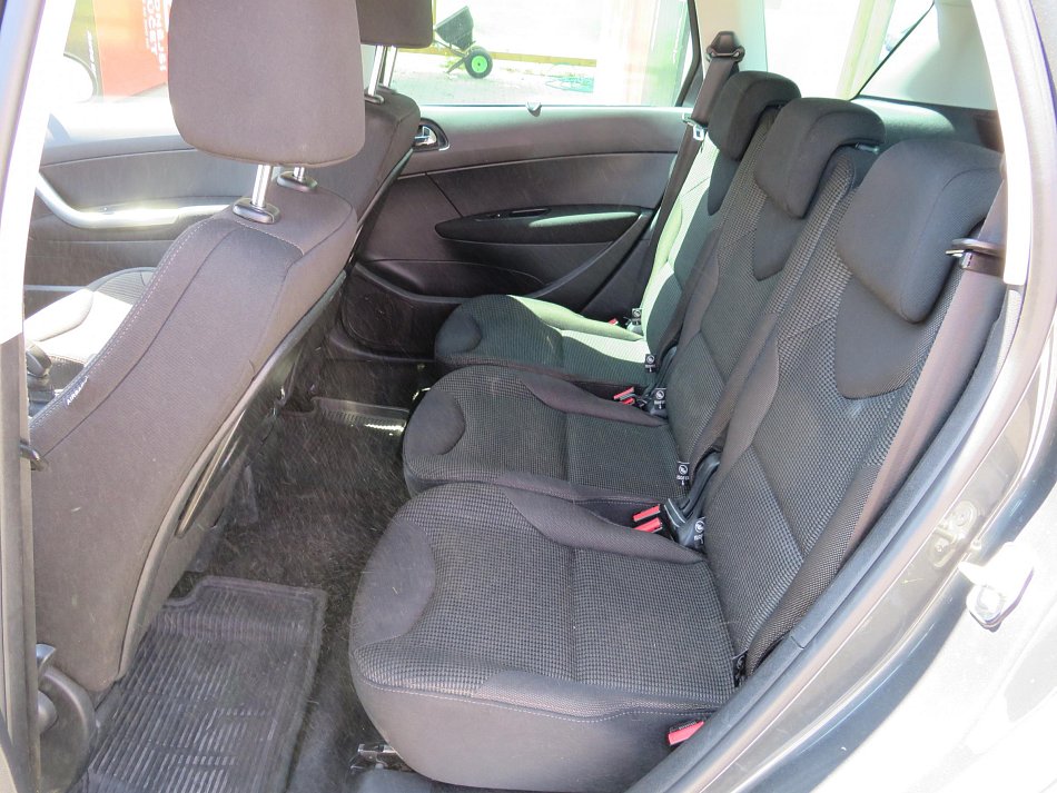 Peugeot 308 1.6i 