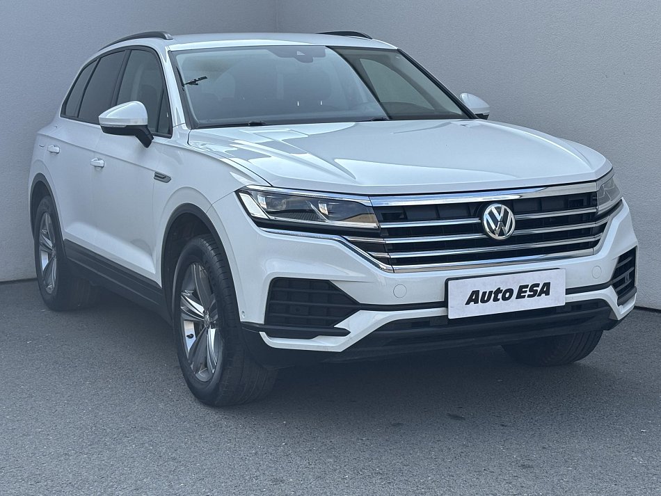 Volkswagen Touareg 3.0 TDi  4x4