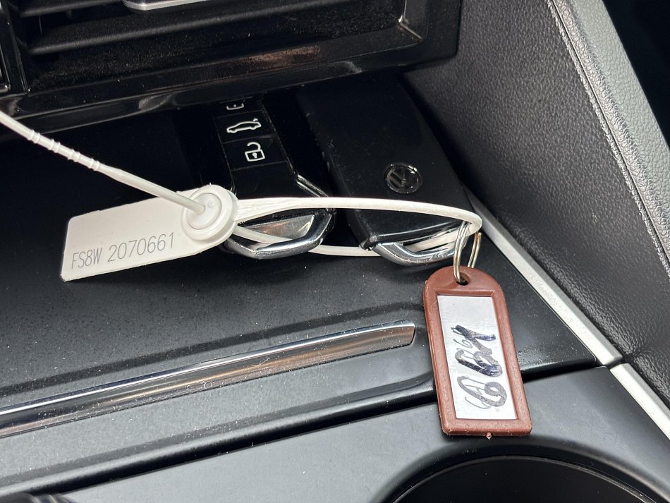 Volkswagen Touareg 3.0 TDi  4x4