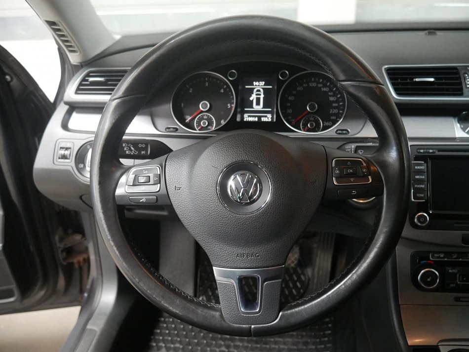 Volkswagen Passat 2.0TDi  4x4