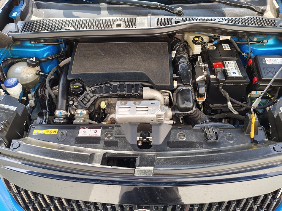 Peugeot 2008 1.2 PT GT
