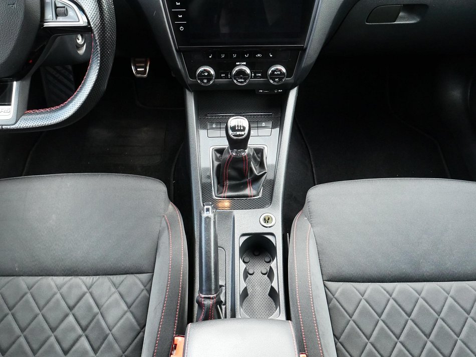 Škoda Octavia III 2.0 TDi 