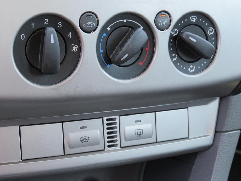 Ford Focus 1.6i 