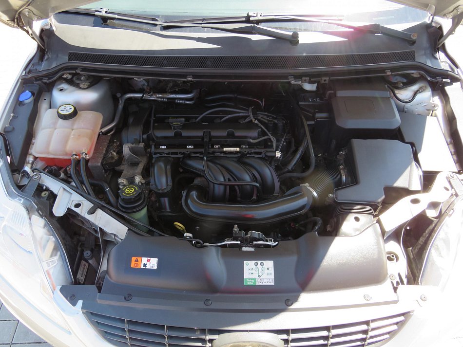 Ford Focus 1.6i 